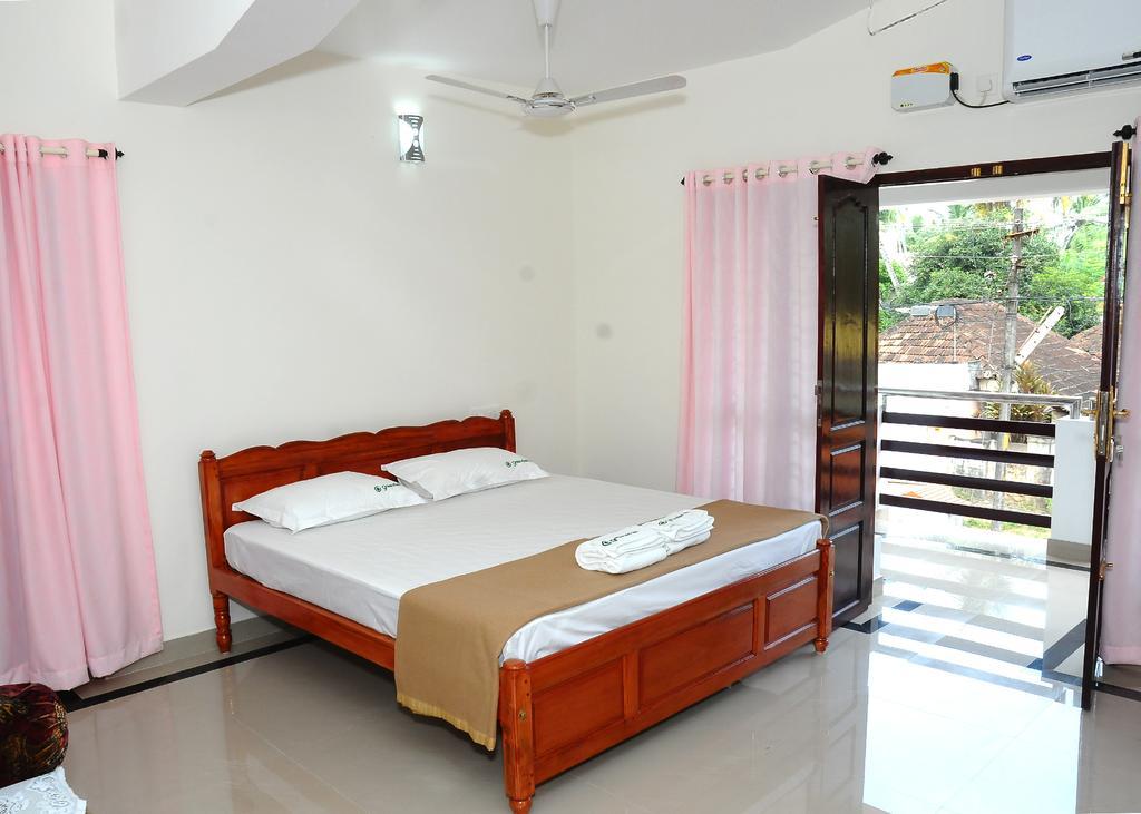 Greenfield Inn Thiruvananthapuram Bilik gambar